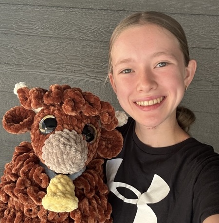 Hannah, co-founder of Crochetify